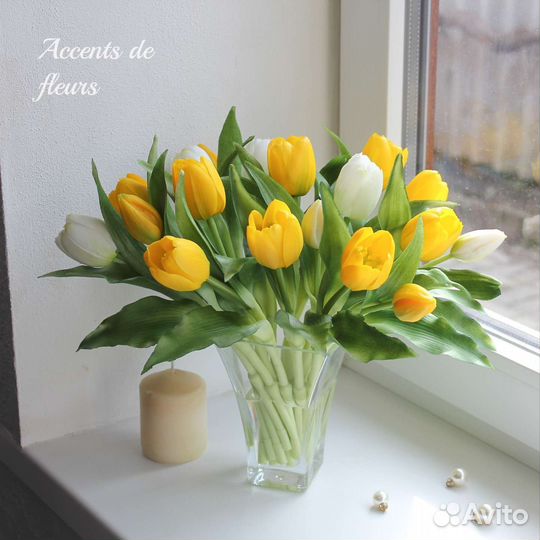 Силиконовые тюльпаны в вазе