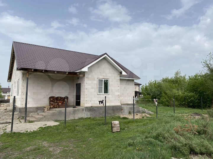 Дом 230 м² на участке 9,8 сот.