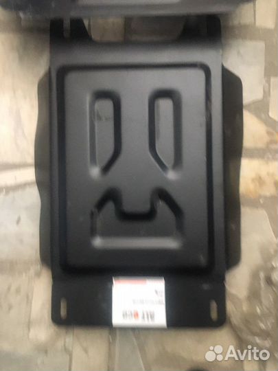 Защита картера, кпп, раздатки Toyota Land Cruiser