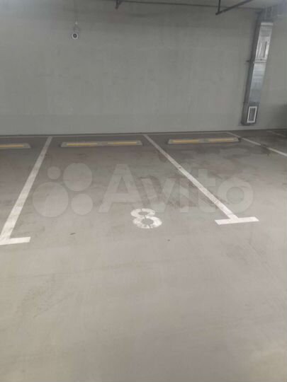 Машиноместо, 13 м²