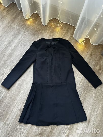 Платье с бантом