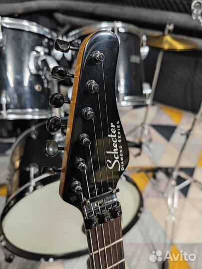 Charvel Schecter Strat электрогитара