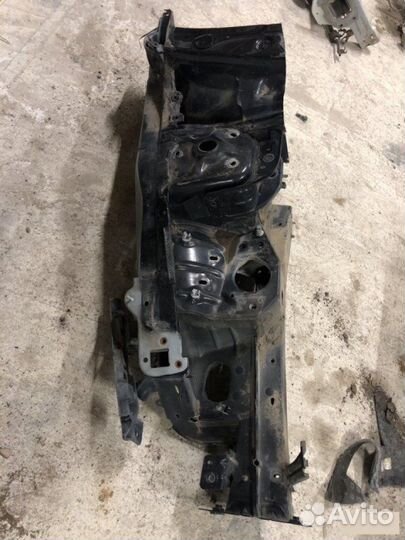 Лонжерон четверть правый Renault Laguna 3 K9K