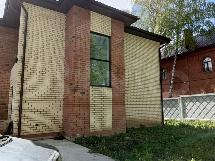 Коттедж 155 м² на участке 5 сот.