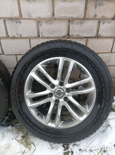 Nokian Tyres Hakkapeliitta 7 SUV 275/60 R20 115T