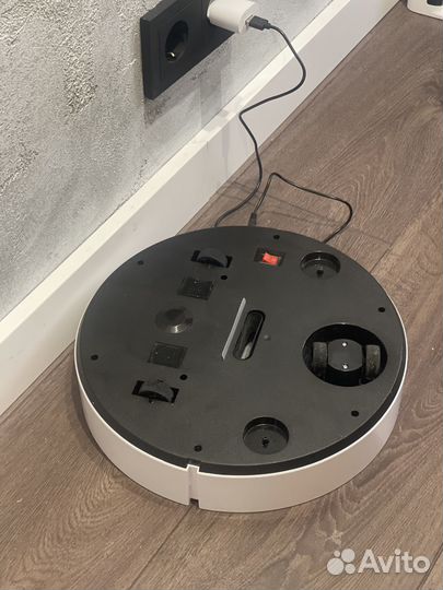 Робот пылесос