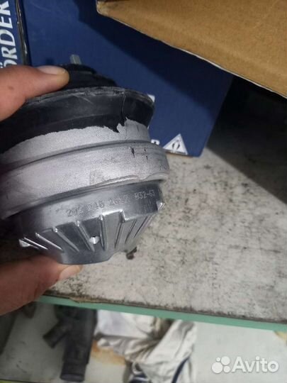 Подушка опоры двигателя