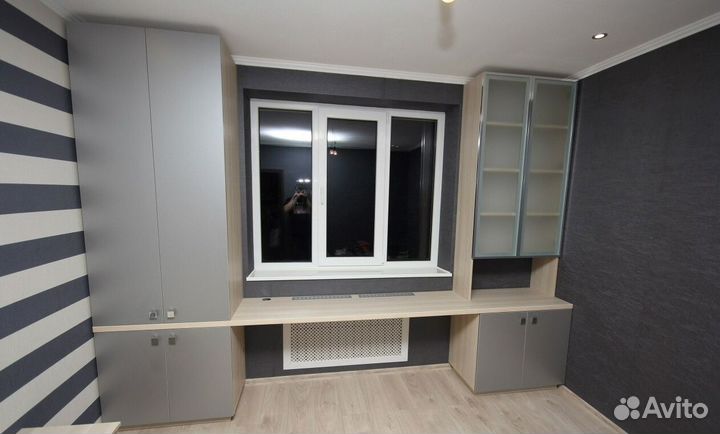 Детский письменный стол