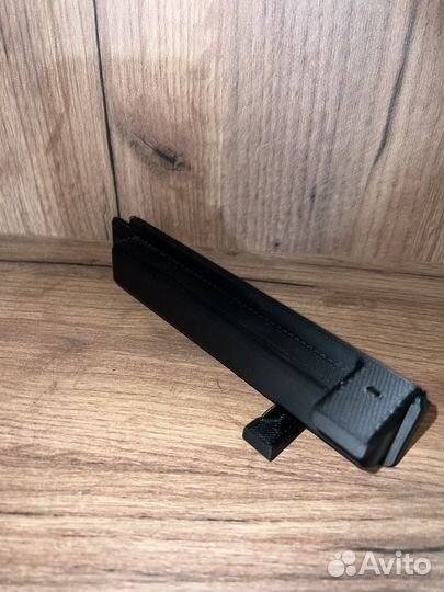 Крышка салонного фильтра Toyota Land Cruiser