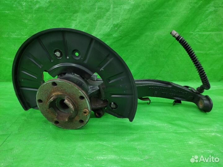 Поворотный кулак прав. перед. Volkswagen Touareg