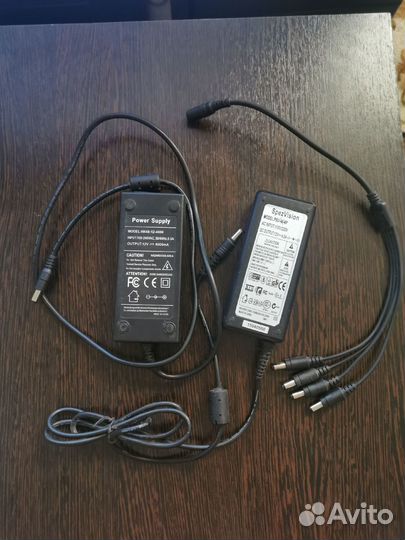 Блоки питания 12v 4А+разветвитель питания на 4 кам