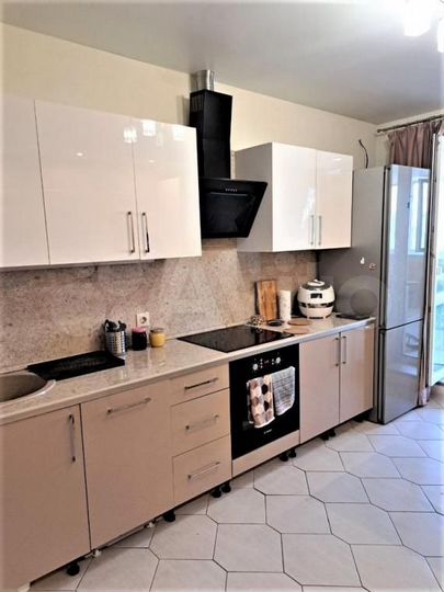 2-к. квартира, 86,7 м², 4/25 эт.