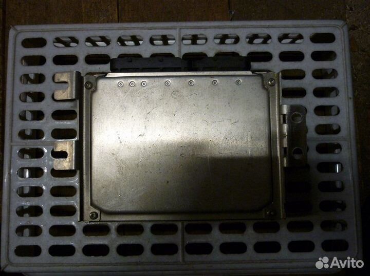 Блок управления двигателем Hyundai Tucson 2.0 2008