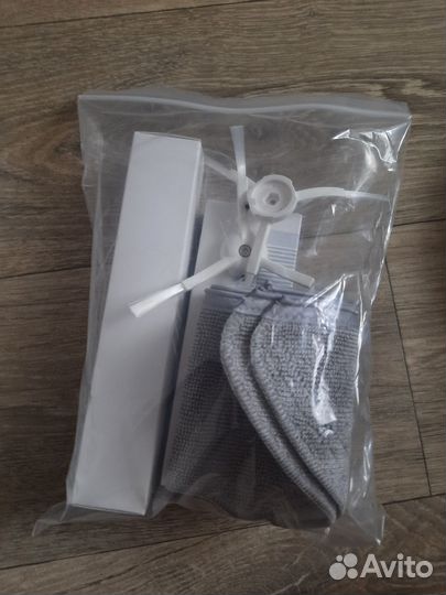 Комплектующие на робот пылесос xiaomi