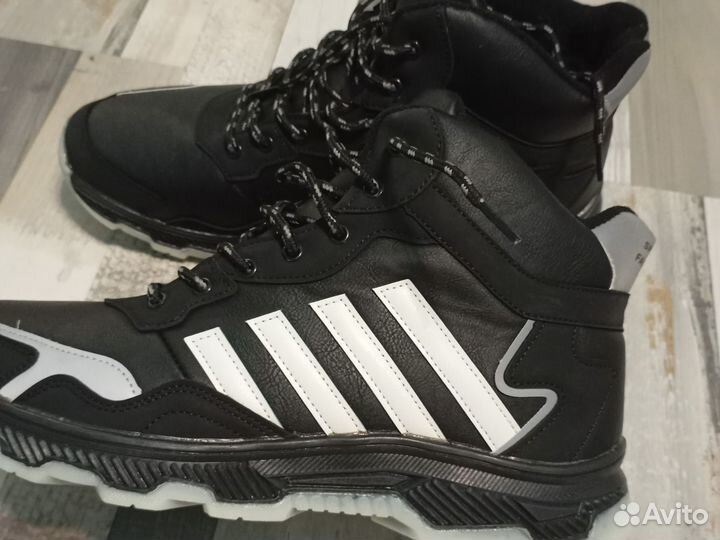 Мужские зимние кроссовки