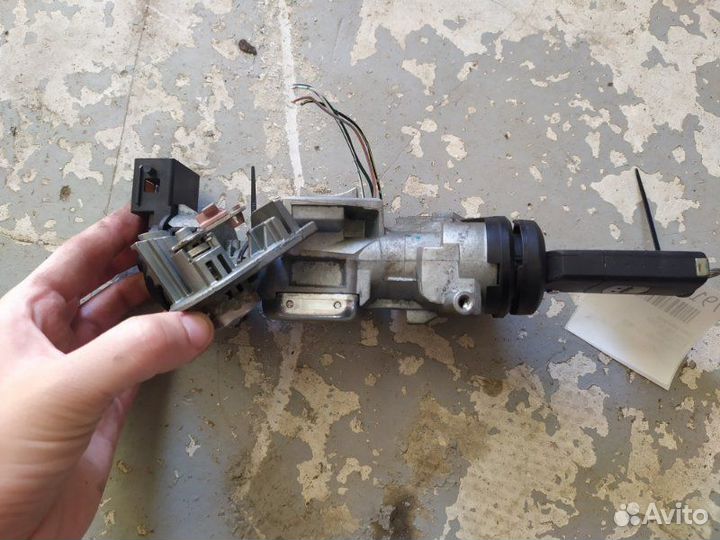 Замок зажигания Mazda 3 BK Z6 2008