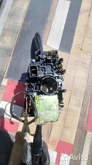 Подрулевой переключатель Kia Shuma