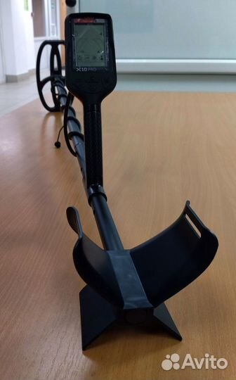 Металлоискатель Quest X10 Pro