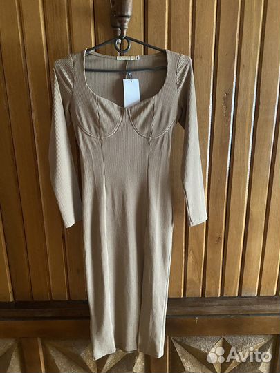 Платье женское