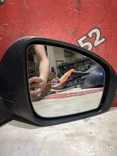 Зеркало заднего вида боковое правое Nissan Almera