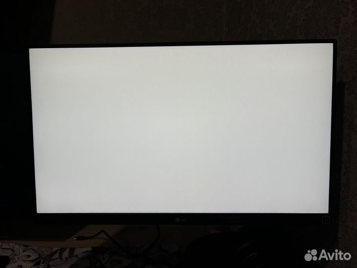 Монитор LG