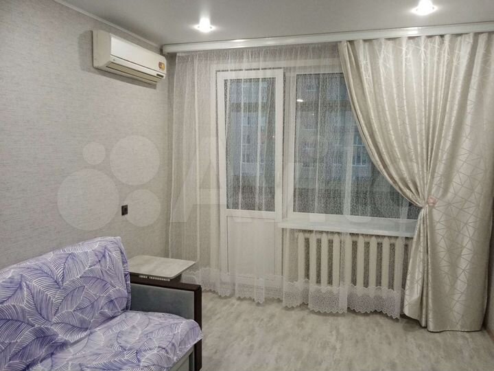 2-к. квартира, 53 м², 4/10 эт.