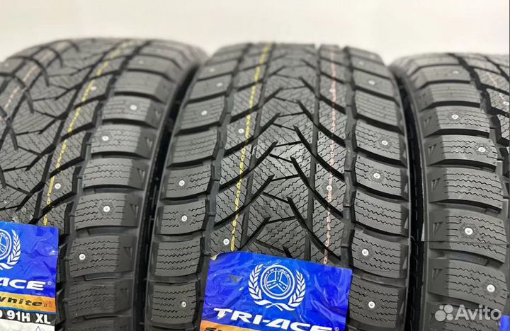 Tri Ace Snow White II 235/35 R19 91H