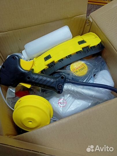 Бензокоса новая