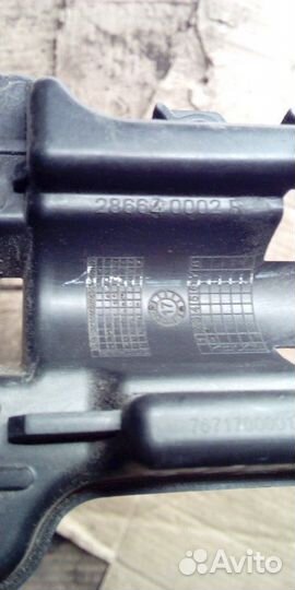 Кронштейн передний правый Renault Fluence 2010