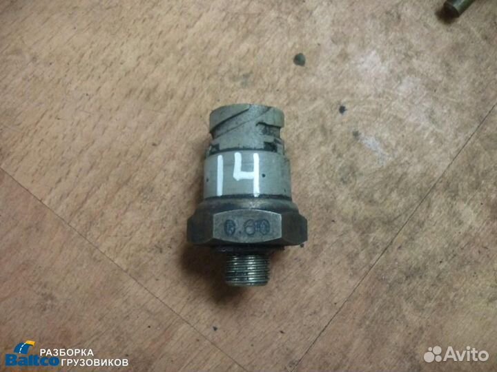 датчик давления масла рено премиум 420 dci