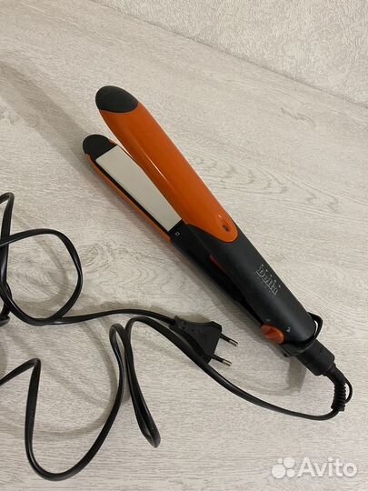 Выпрямитель для волос