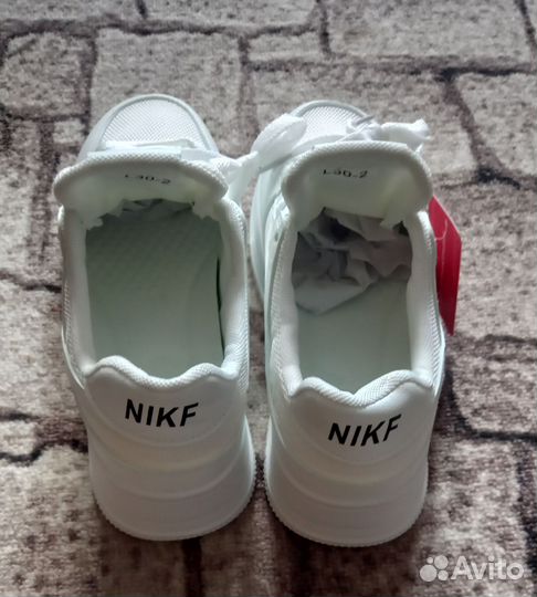 Кроссовки nike женские