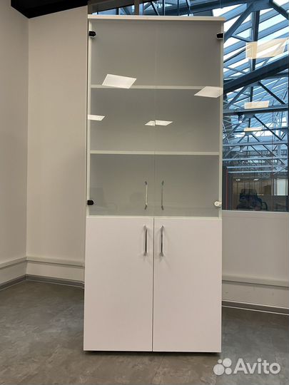 Офисная мебель комплект в отличном состоянии