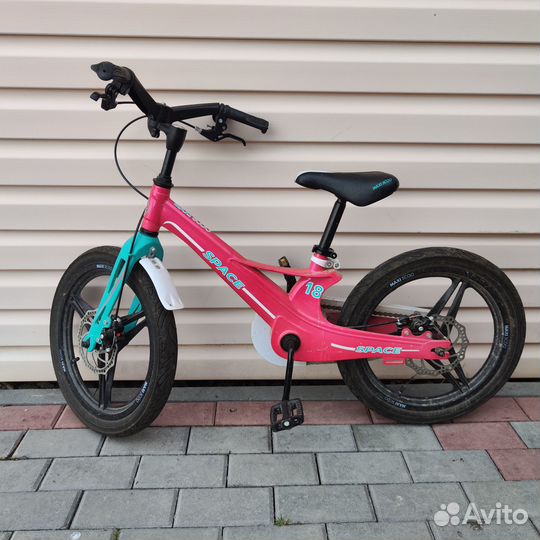 Крутой детский велосипед