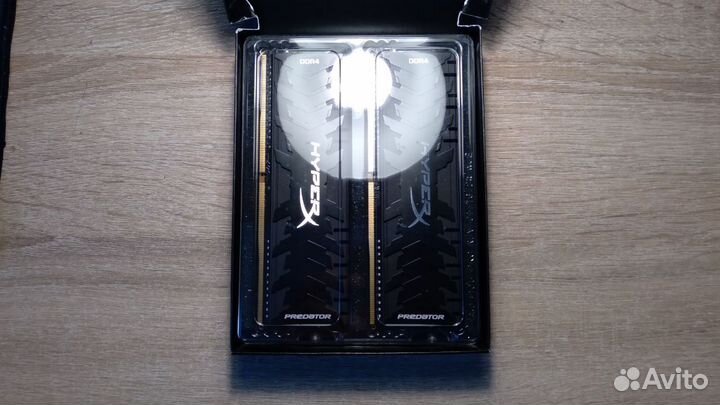 Оперативная память HyperX Predator DDR4 3000mhz