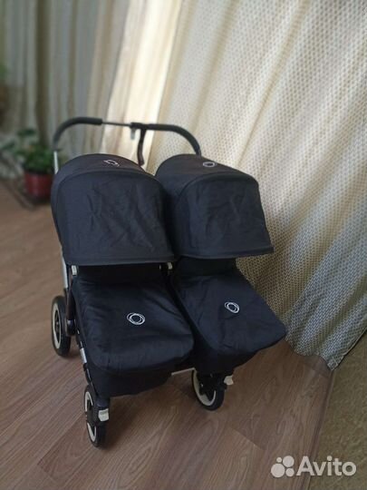 Коляска для двойни и погодок bugaboo donkey