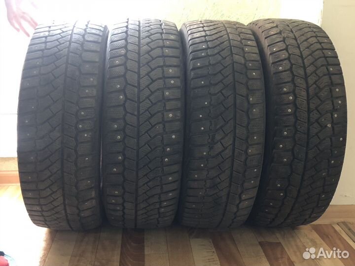 Viatti Brina Nordico V-522 205/55 R16