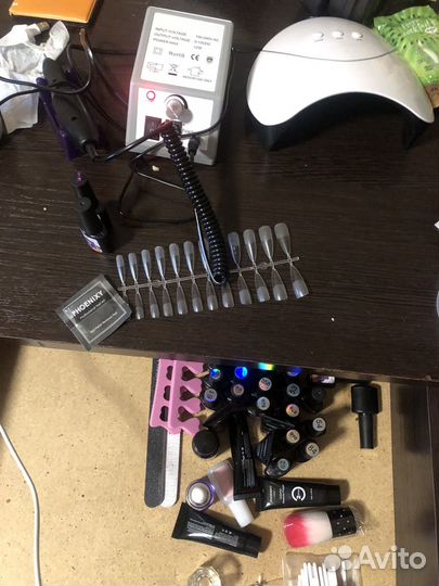 Продаю новую лампу, и все для маникюра