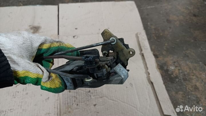 Замок двери правый fiat bravo хэтчбек