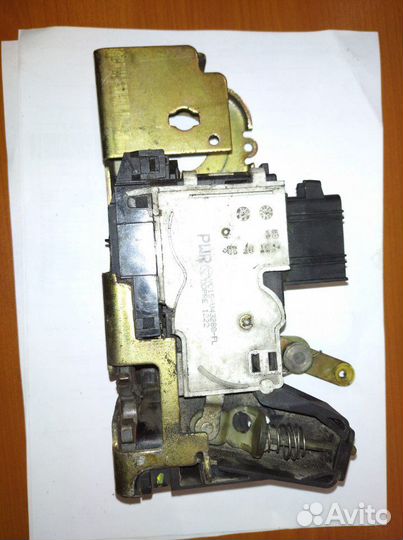 Замок двери задней правой Форд Транзит 2000-2014