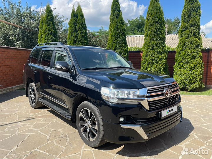 Toyota Land Cruiser, 2016