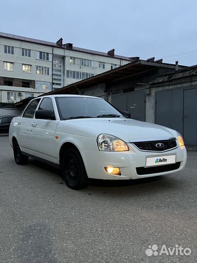 LADA Priora 1.6 МТ, 2011, 200 000 км