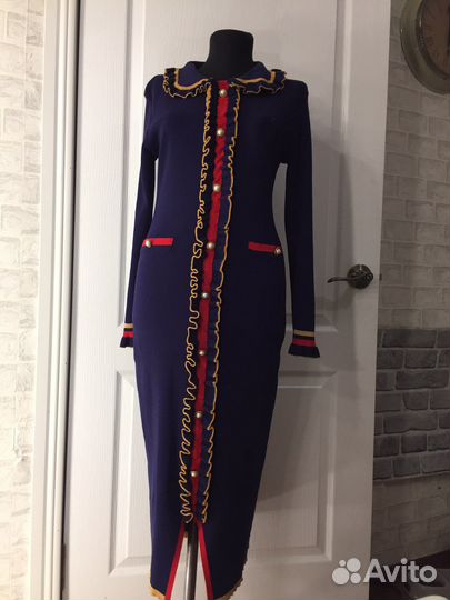 Платье веченее