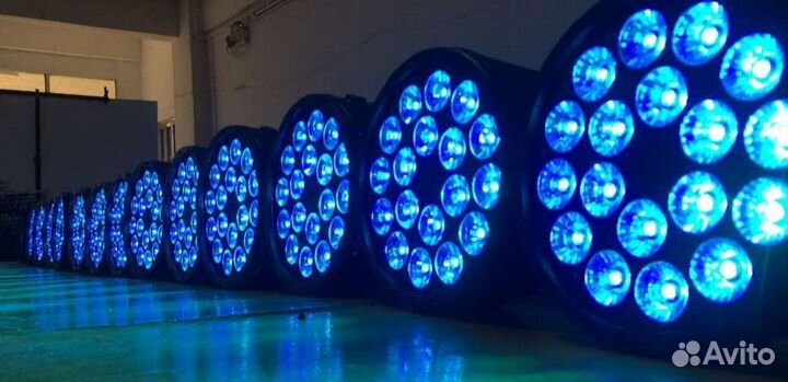 Светомузыка LED Multi Par18 x12W Pro Strob Mic DMX