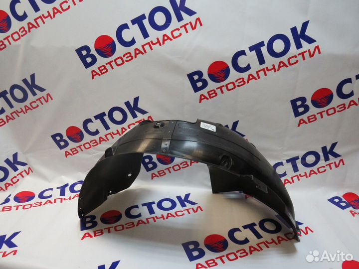 Подкрылок Перед Право hyundai santa FE TM