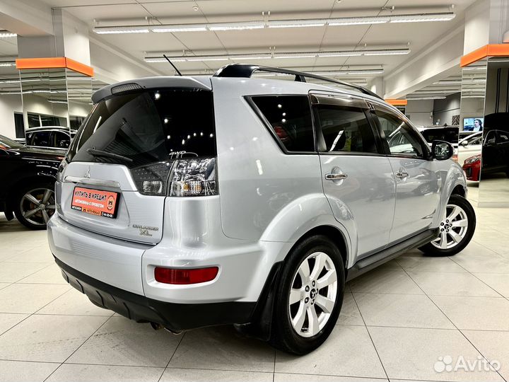 Mitsubishi Outlander 2.4 CVT, 2010, 264 209 км