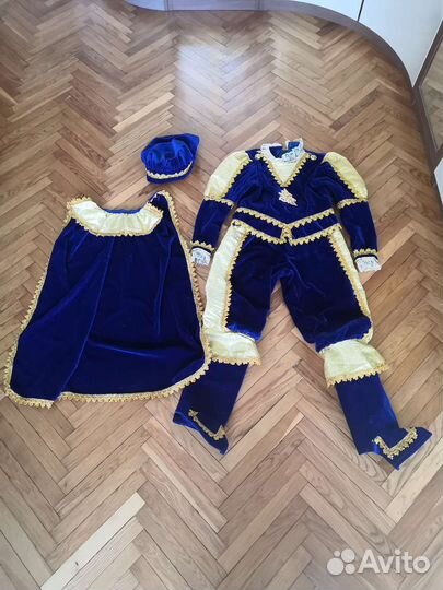 Карнавальный костюм принца/пажа