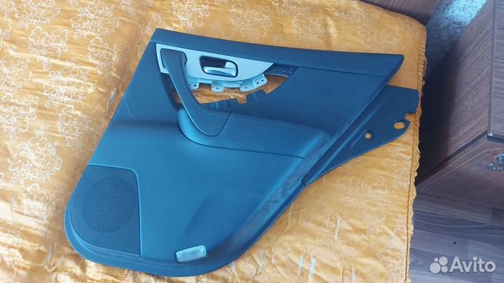 Обшивка двери фх37 QX70