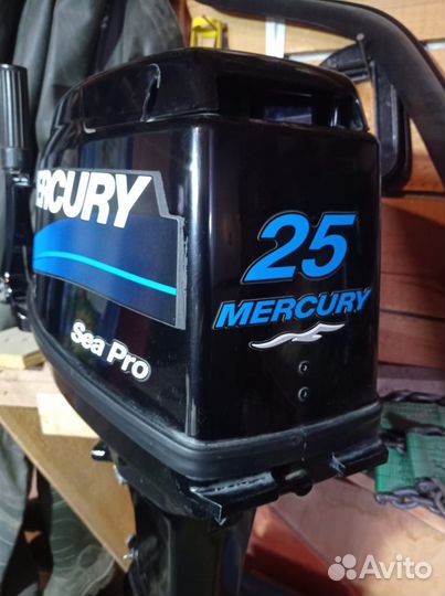 Лодочный мотор 