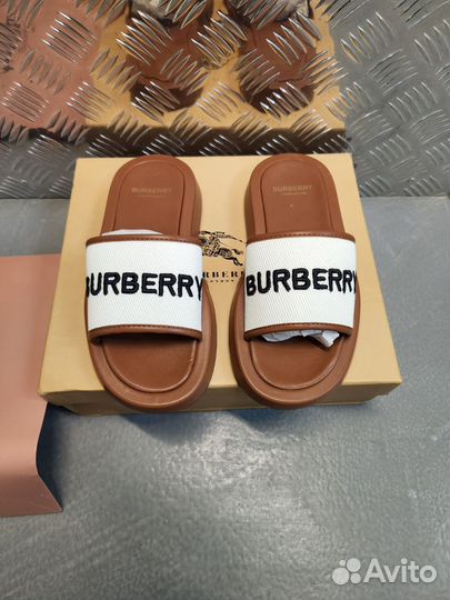 Шлепанцы Burberry 36